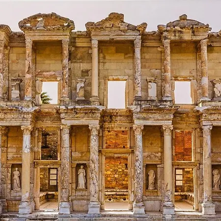 Hotel Pir Efes Konaklari *