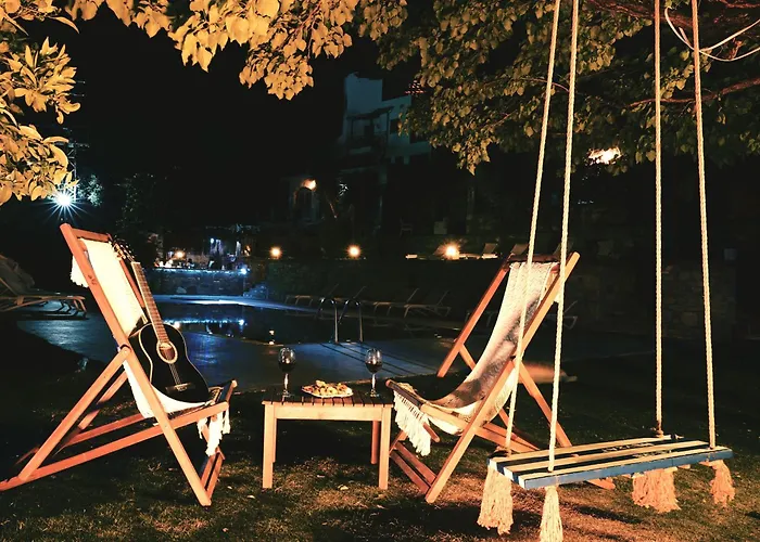 Pir Efes Konaklari فندق