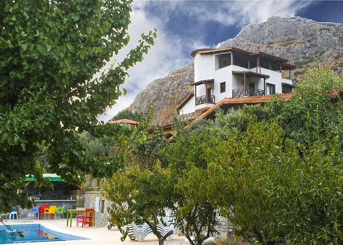 Pir Efes Konaklari * İzmir