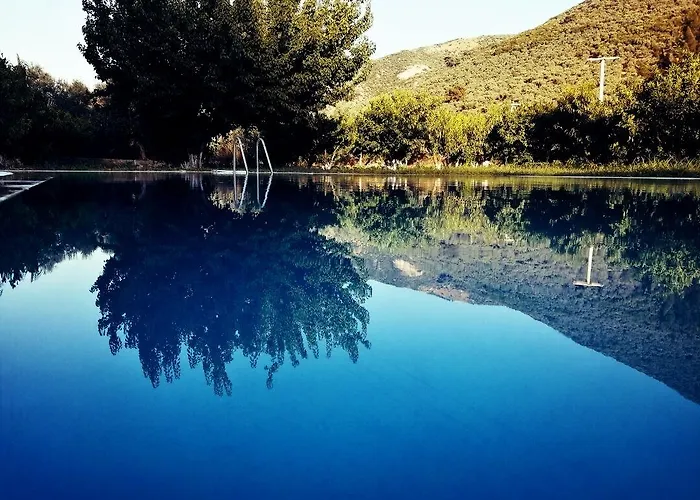 Pir Efes Konaklari فندق إزمير